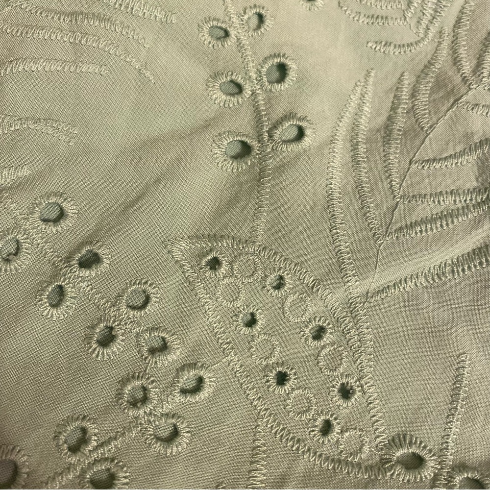 Torrid Eyelet Ruffle Sleeve Babydoll Top Green size 5 - Picture 6 of 10